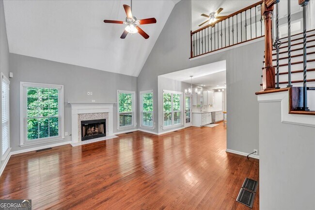 Building Photo - 67 Brightling Ln