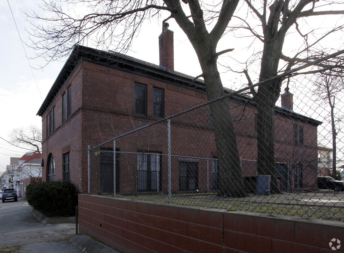 Foto del edificio - 160 Atlantic Ave