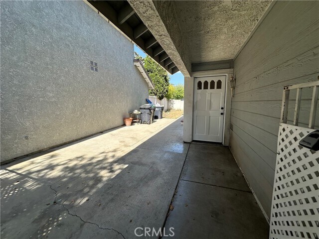 Foto del edificio - 15031 Dogwood Ln