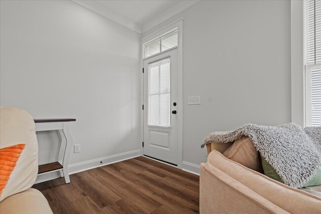 Foto del edificio - 451 Clark Branch Rd