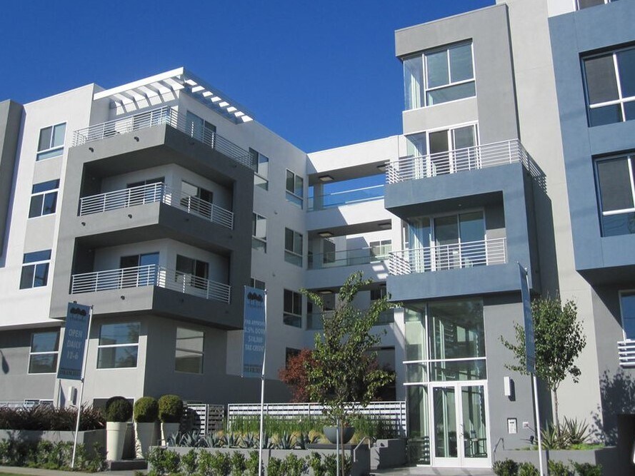 Foto principal - 1730 Sawtelle Blvd