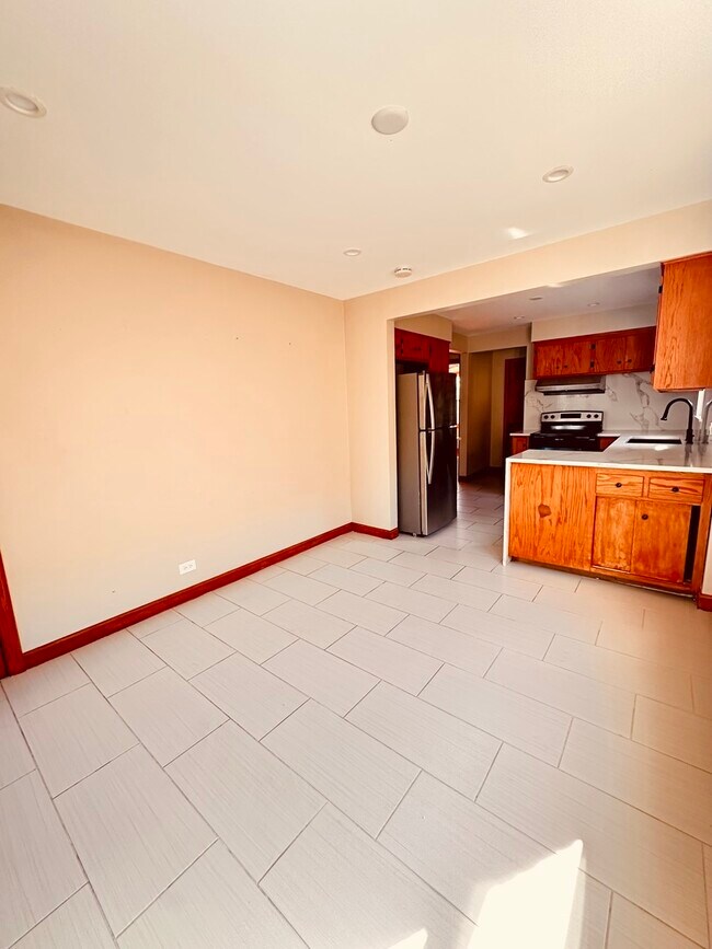 Foto del edificio - 2823 W 71st St