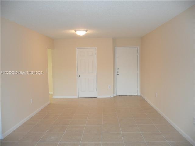 Building Photo - 502 NW 87th Ave