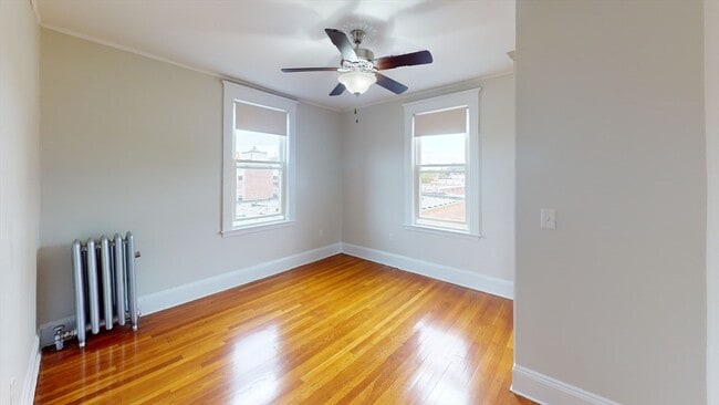 Foto del edificio - 7 Scottfield Rd