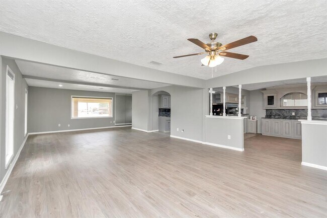 Foto del edificio - 2015 Dumble St