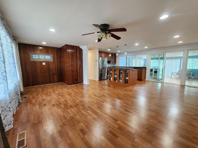 Foto del edificio - 22607 56th Ave W