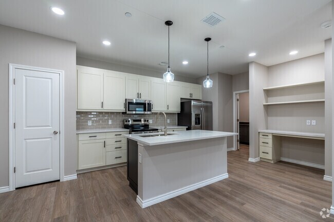 Newera Apartments - 600 E Panther Way Hewitt, TX 76643