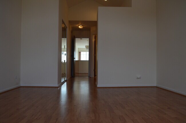 Foto del edificio - 8988 W Heathwood Cir