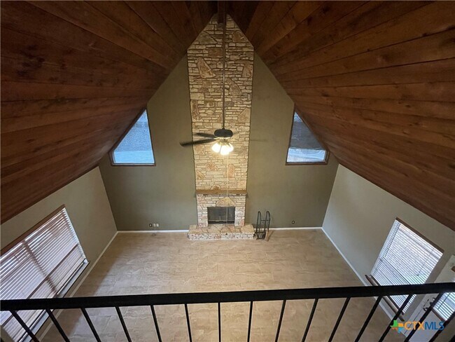 Building Photo - 1609 Colleen Dr