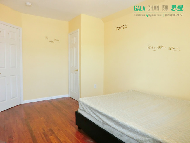 Foto del edificio - 711 E 43rd St