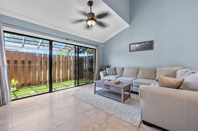 Foto del edificio - 4161 S Pine Island Rd