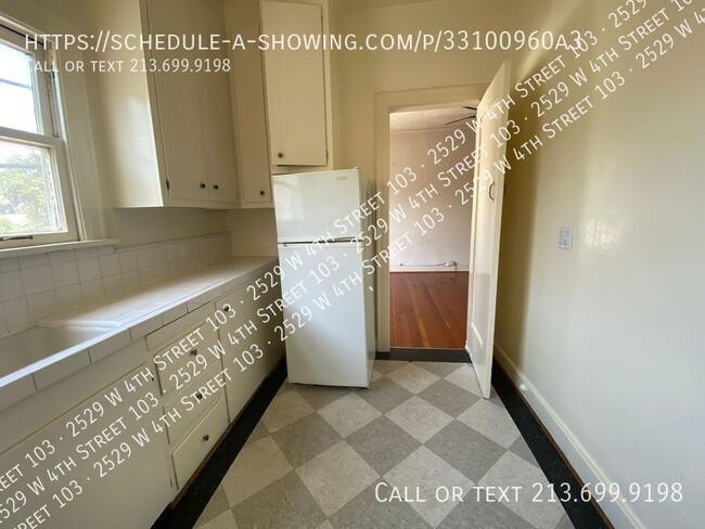 Foto del edificio - NO SECURITY DEPOSIT- CHARMING STUDIO W/ FU...