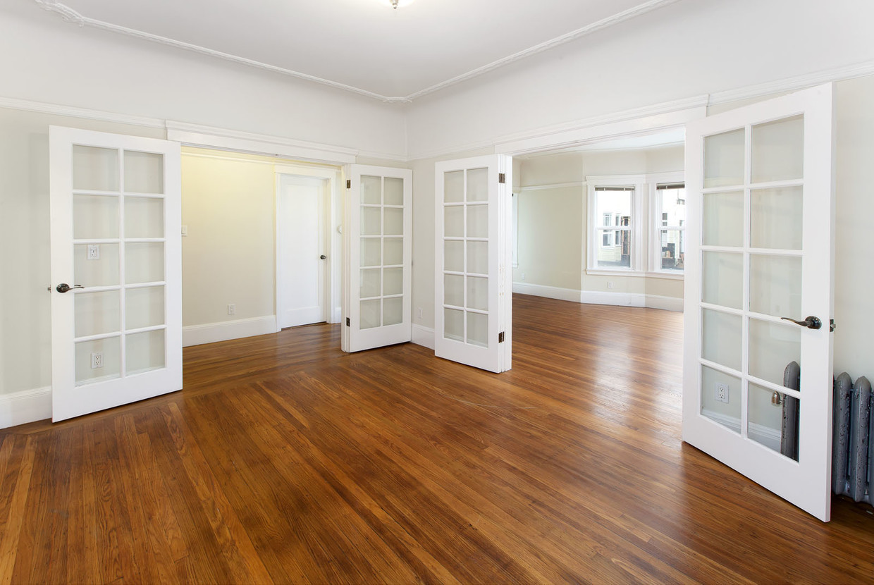 Foto principal - 4540 California St