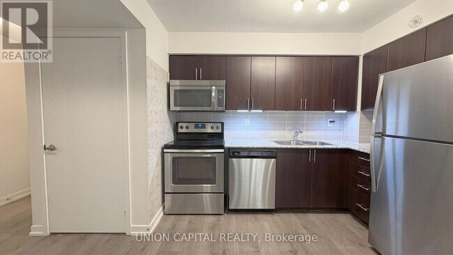 Photo du bâtiment - 1410 Dupont St