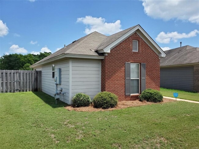 Building Photo - 96 Grand Park Dr