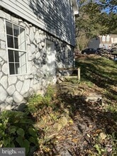 Building Photo - 6 Westridge Dr