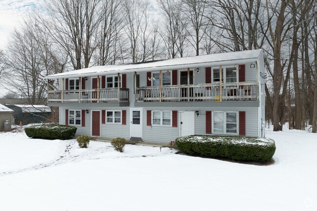 Building Photo - Halfmoon Garden Apartments, LLC
