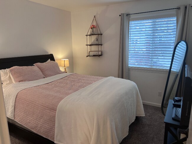 Foto del edificio - 1148 NE Cordero Pl