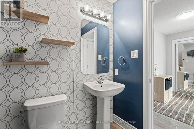 Building Photo - 2309 Marble Cres