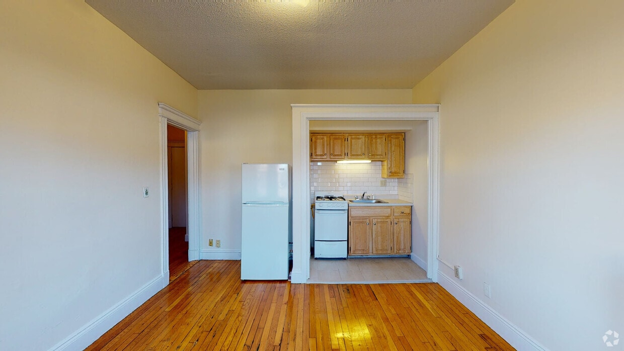 Photo - Commonwealth Apartments