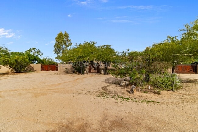 Building Photo - 6540 E Wildcat Dr