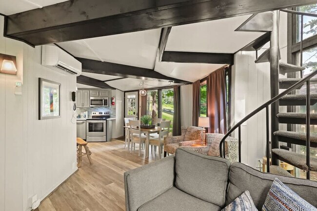 Foto del edificio - 520 Briarcliff Rd