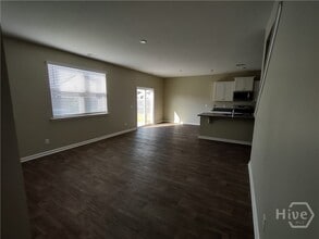 Building Photo - 378 Hogan Dr