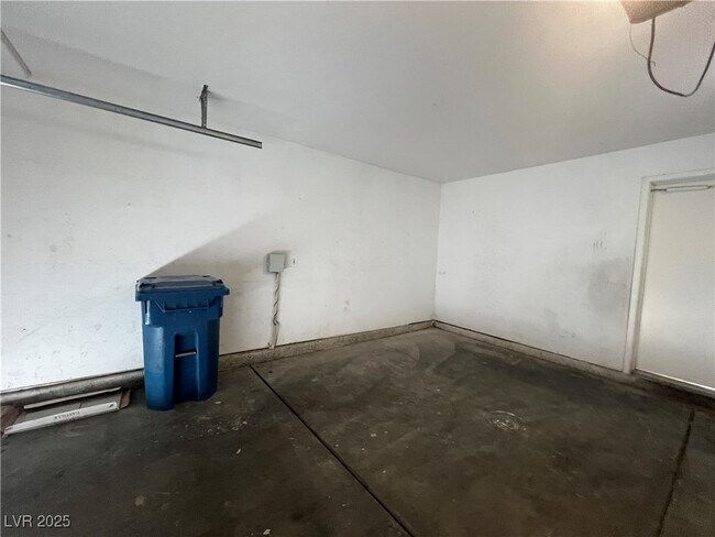 Foto del edificio - 5586 Lago Ct