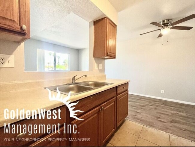 Building Photo - Charming 2Bdm 2Ba Apartment in Phoenix - M...