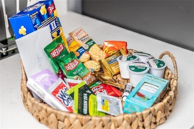 Building Photo - 859 Regal Path Ln