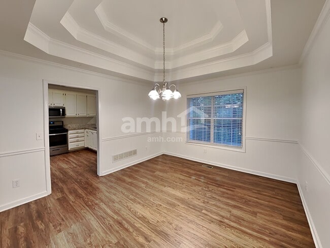 Building Photo - 2062 Spicers Ln