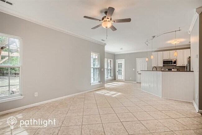 Building Photo - 12722 Golden Sun Court, Charlotte, NC, 28278