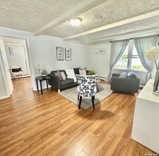 Foto del edificio - 648 Molloy St