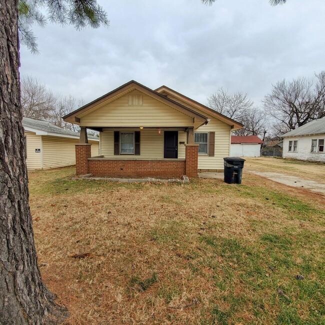 Foto del edificio - 3 Bedroom 1 Bath Home In Shawnee