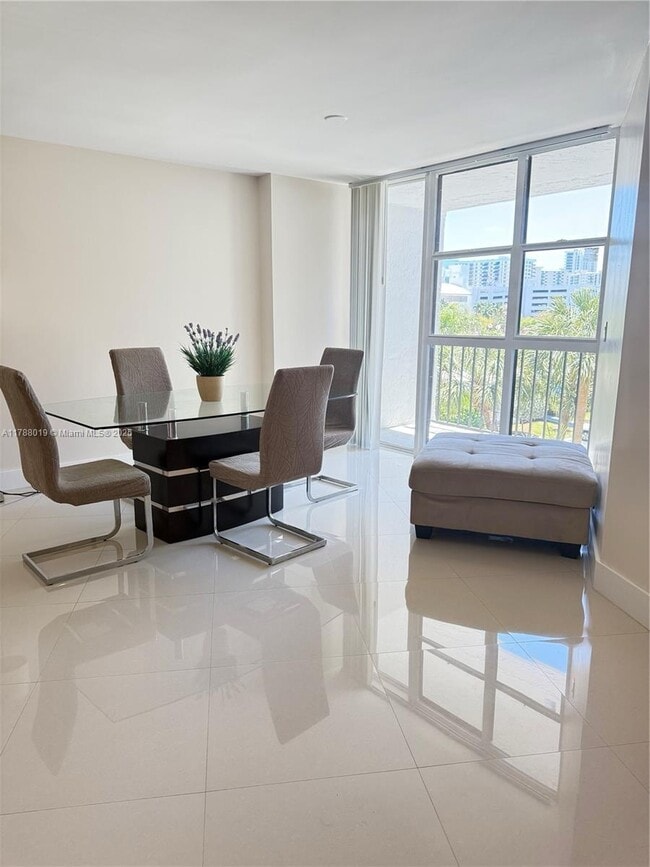 Foto del edificio - 600 Parkview Dr
