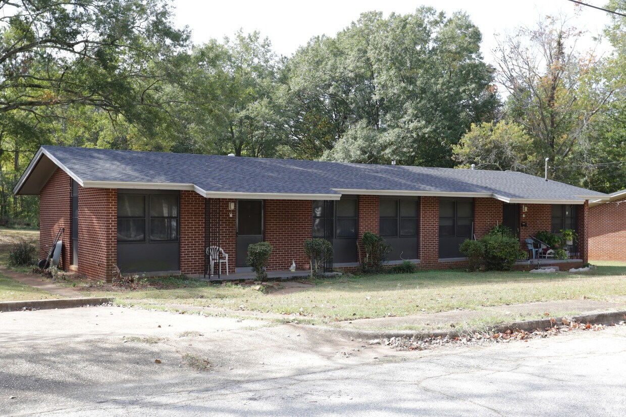 Primary Photo - Auburn Homes