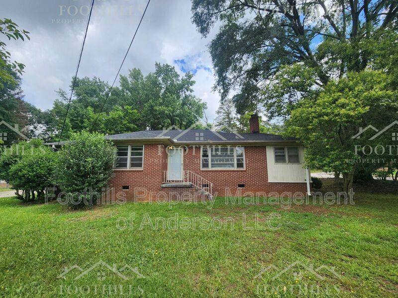 Primary Photo - 904 Glenwood Ave