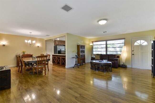 Building Photo - 7400 SW 98th St