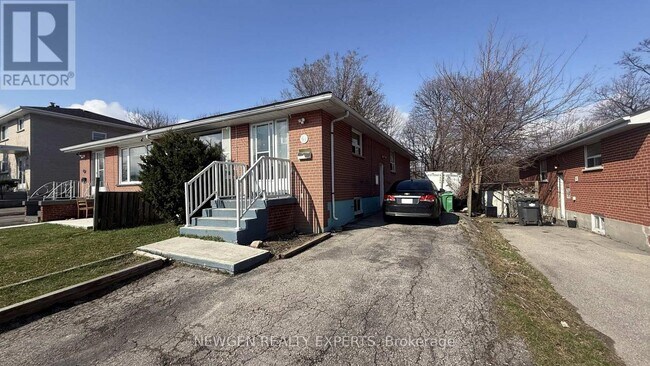 Building Photo - 41 Aloma Crescent