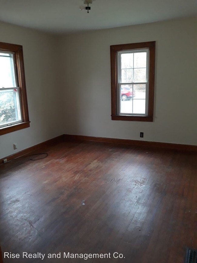 Building Photo - 2 br, 2 bath House - 1035 E Sixth Ave