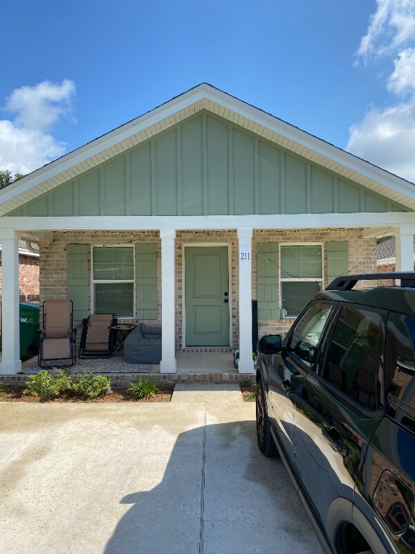 Building Photo - 211 Hudson Boyd Ct