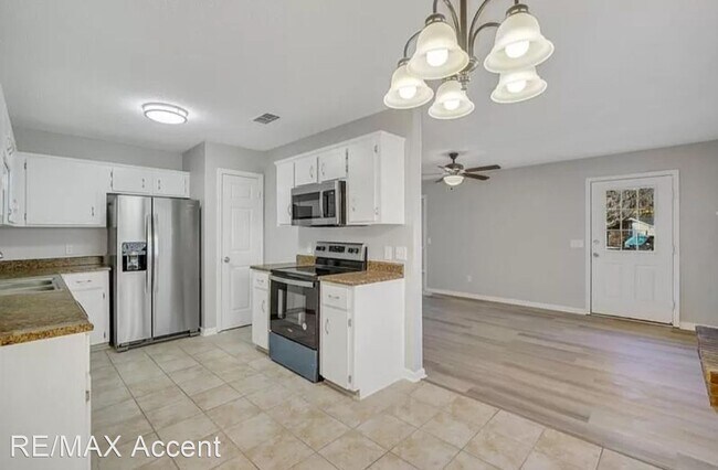 Foto del edificio - 5 br, 2 bath House - 49 Jessica Ct.