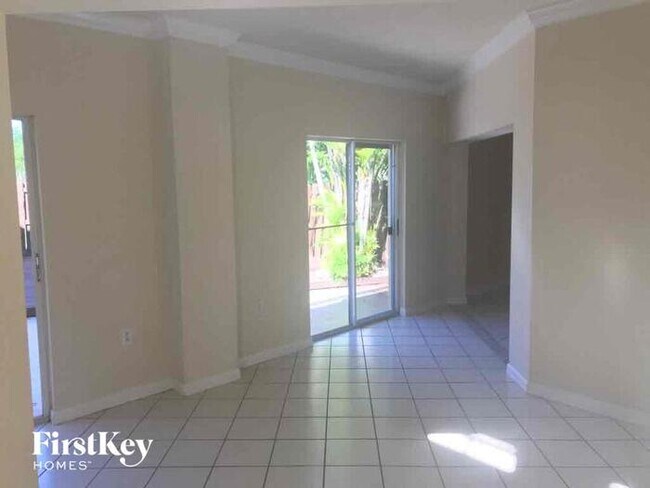 Foto del edificio - 5332 SW 153rd Ct