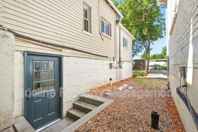 Building Photo - 31 N 100 W
