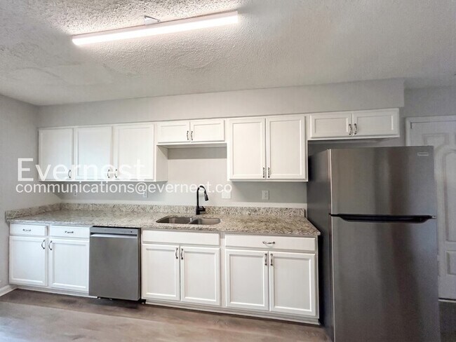 Foto del edificio - 4176 Chesapeake Way