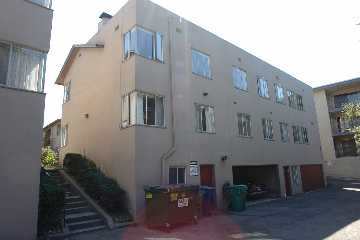Building Photo - 91 Vernon St