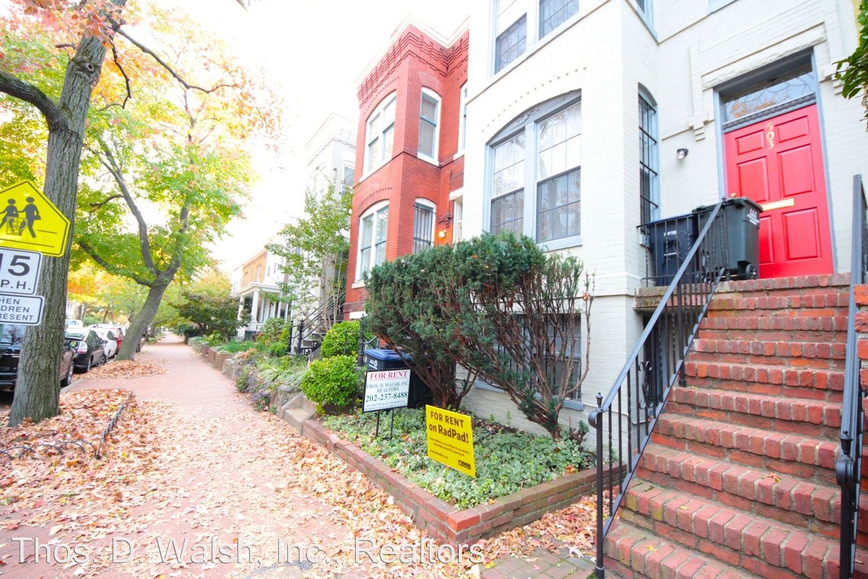 Primary Photo - 503 10th St SE
