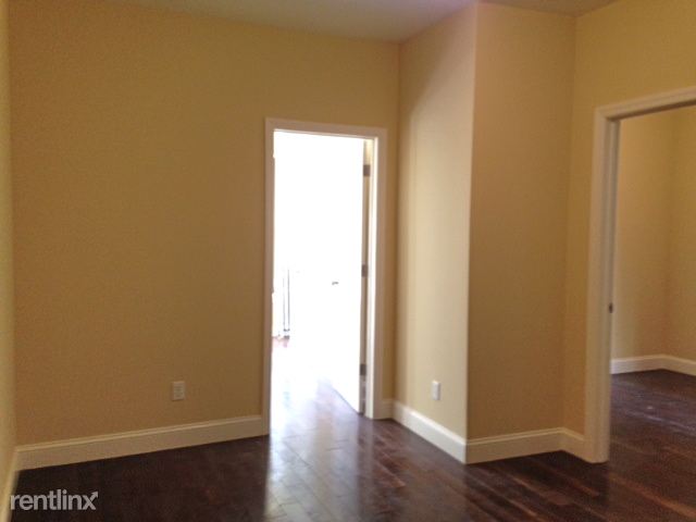 Building Photo - 3 br, 1 bath Apartment - 511 W 134th St