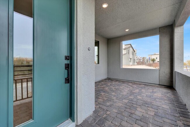 Foto del edificio - 530 Mahogany Ridge St