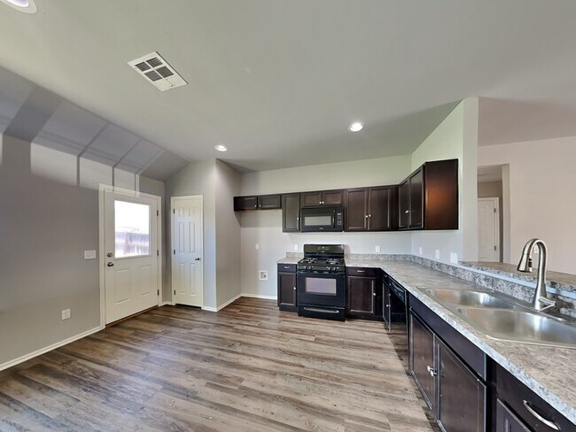 Foto del edificio - 11709 NW 134th St